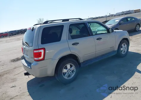 2008 Ford Escape Xlt from USA, damaged, VIN 1FMCU93128KA06694